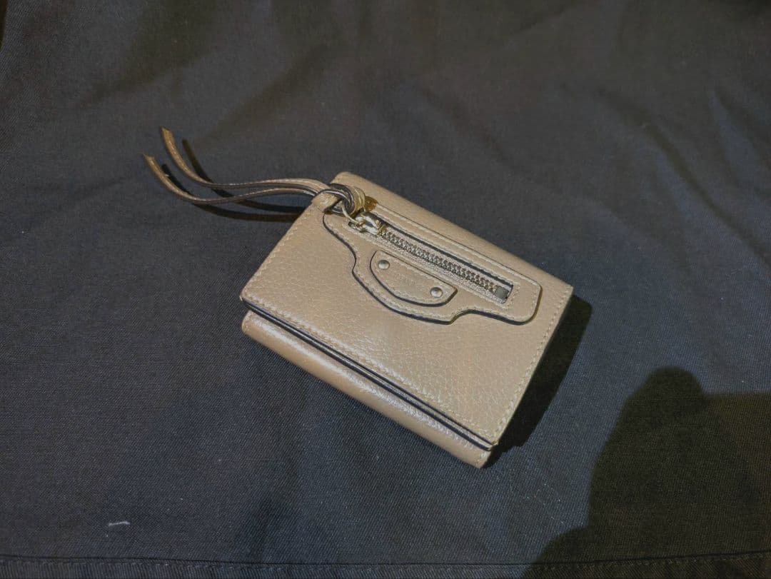 BALENCIAGA グレー ３折り財布