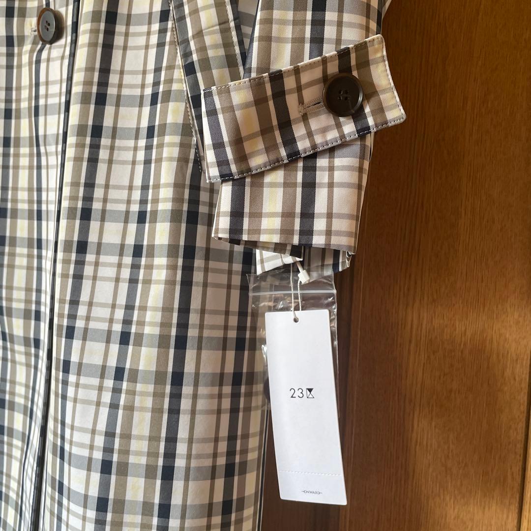 【新品、値札付】23区 メモリーチェック トレンチコート 38サイズ