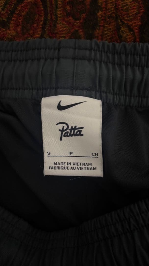 Patta×Nikeトラックパンツ