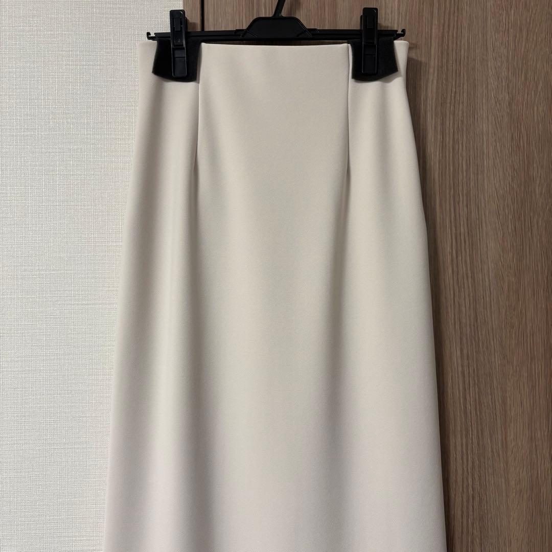 NOBLE コンフォートジャージーライクカラータイトスカート ホワイト 40