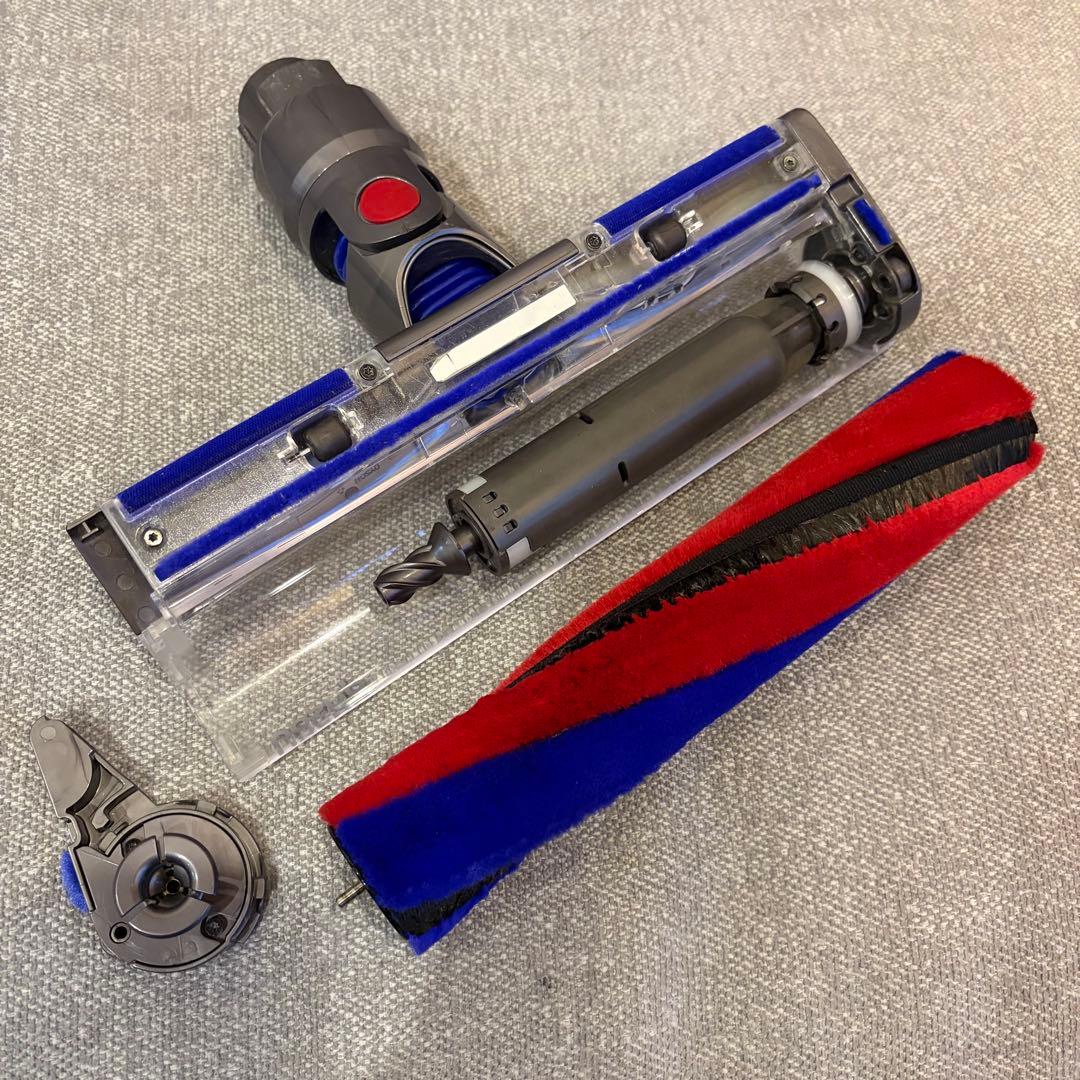 dyson v8 slim fluffyクリーナーヘッド