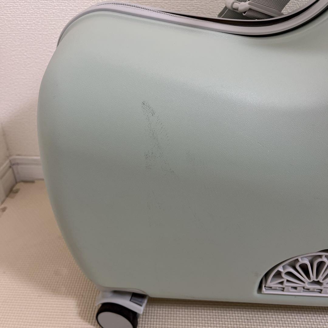 子供が乗れるキャリーケース キッズトラベル くすみグリーン