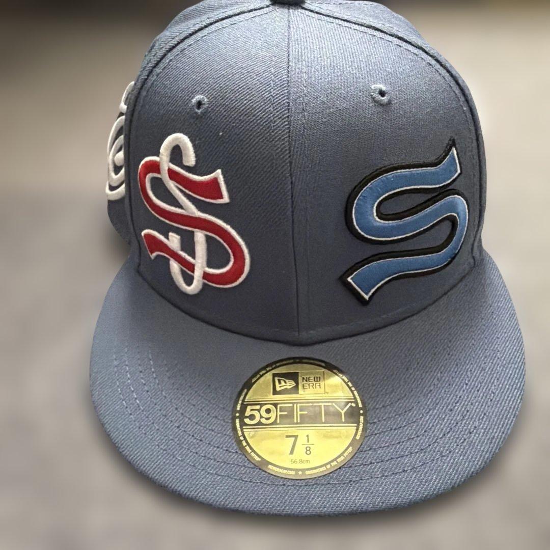 Stussy 59FIFTY グレーキャップ 7 1/8