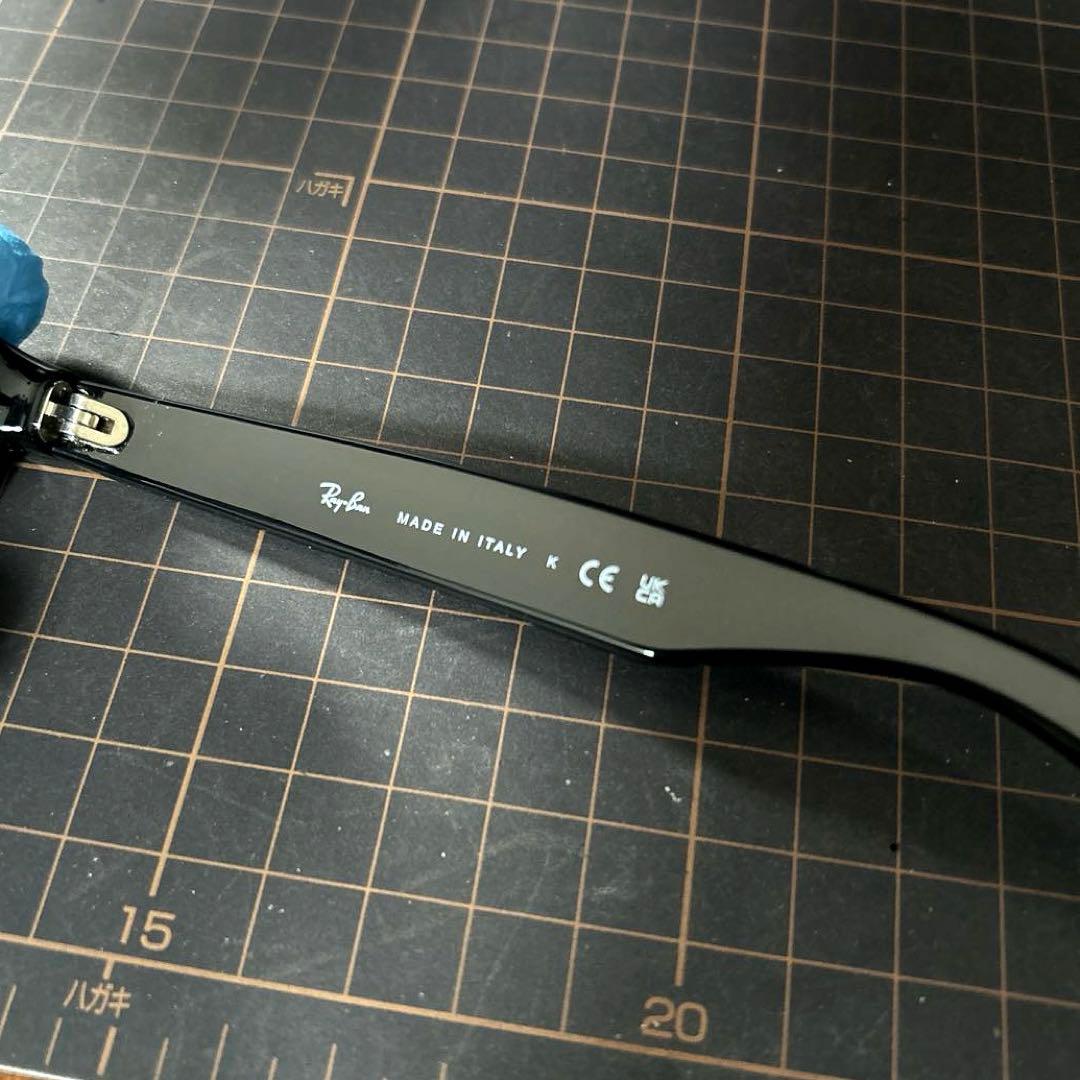 RayBan レイバンサングラス　RB2132F 901 3F