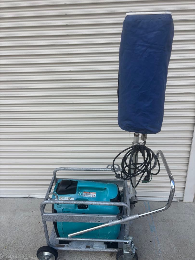 ★投光器★バルーン発電機★デンヨーインバーター ★ポータブル照明 発電機付き