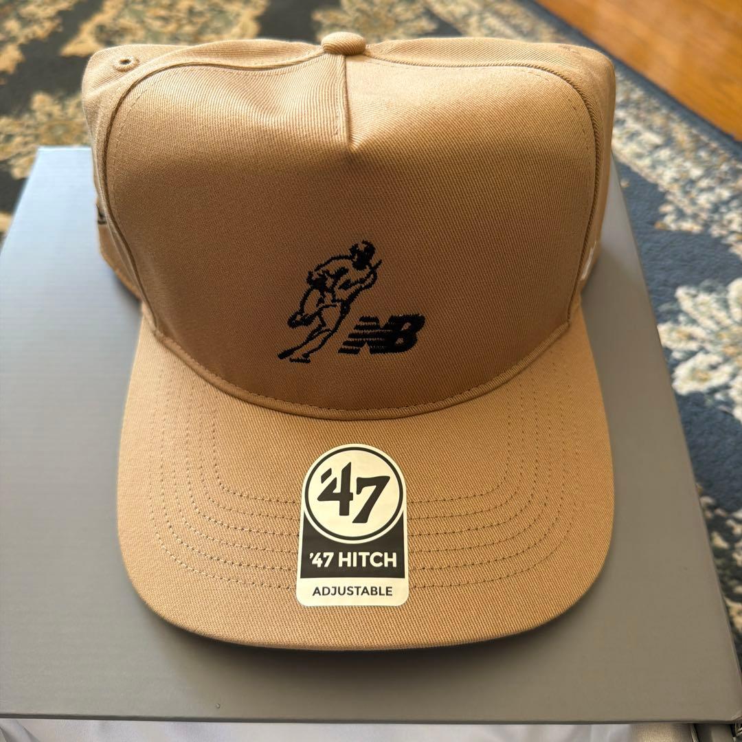 New Balance 47 HITCH ベージュキャップ