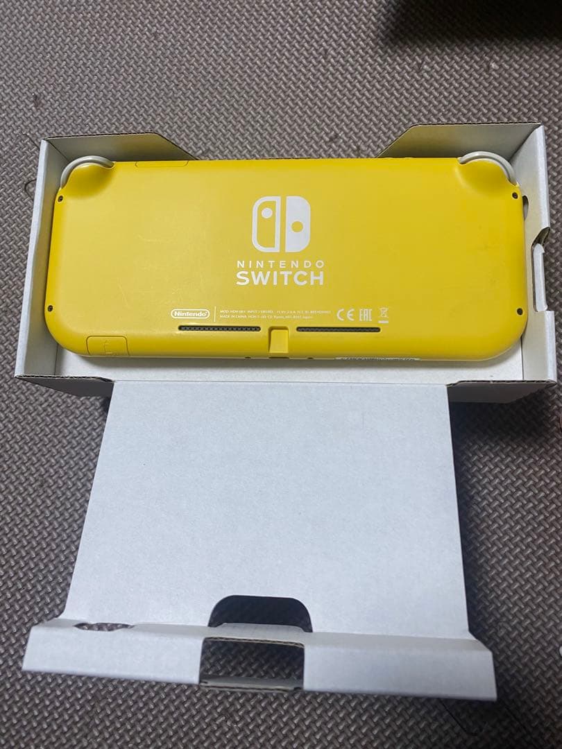 た*い様 Nintendo Switch Lite イエロー