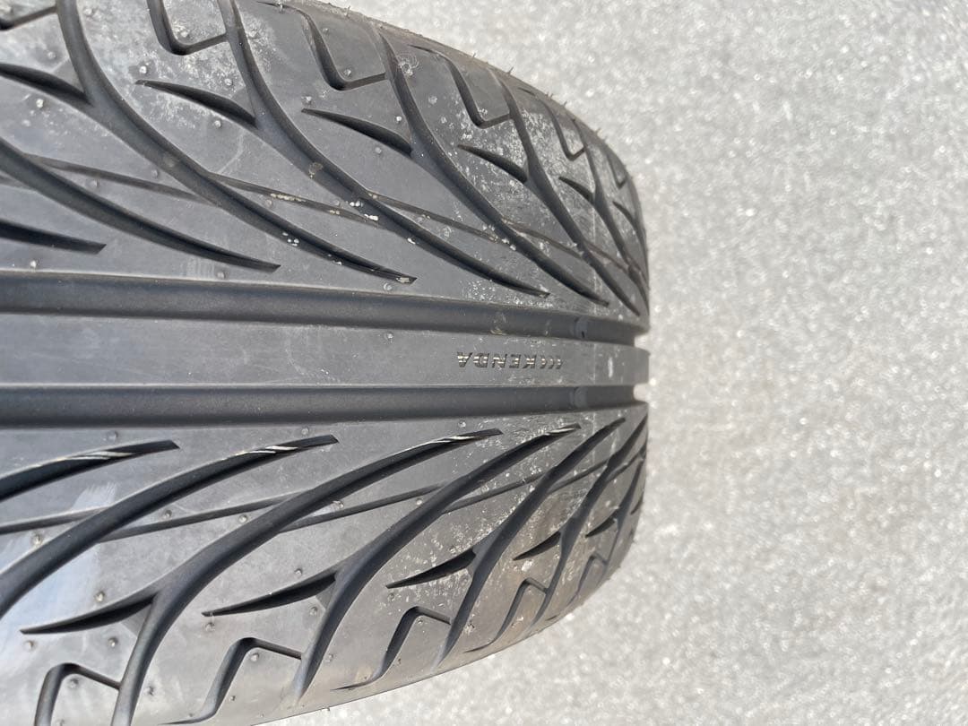 215/35/18 215/35R18 215/35ZR18 ケンダ