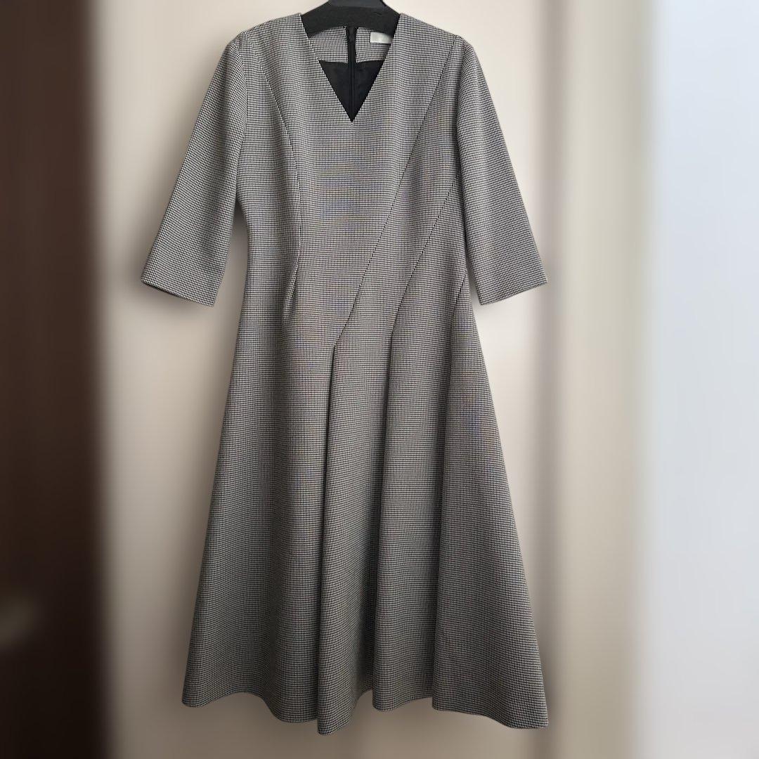 CELFORD ツイストデザインワンピース