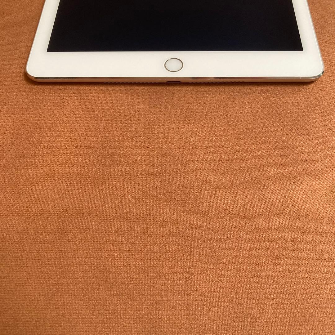 406【早い者勝ち】美品☆iPad Air2 第2世代 32GB ドコモ☆