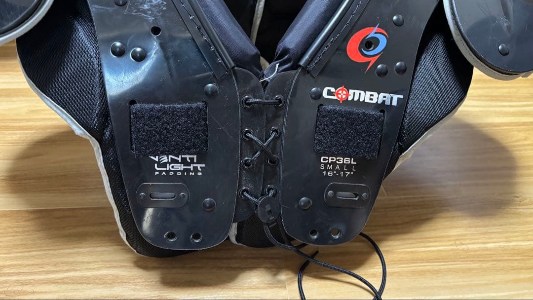 COMBAT CPJ34L ブラックショルダーパッド S/M