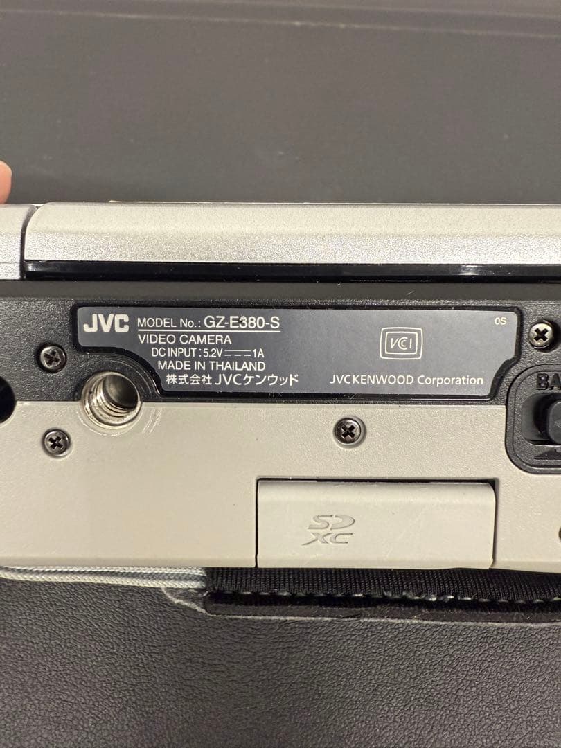 ★未使用級★ JVC Everio GZ-E380 フルHDビデオカメラ♪