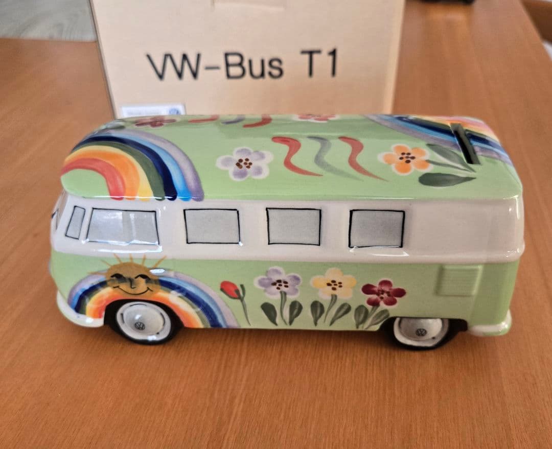 Volkswagen t1 バス型貯金箱 カラフル　陶器製