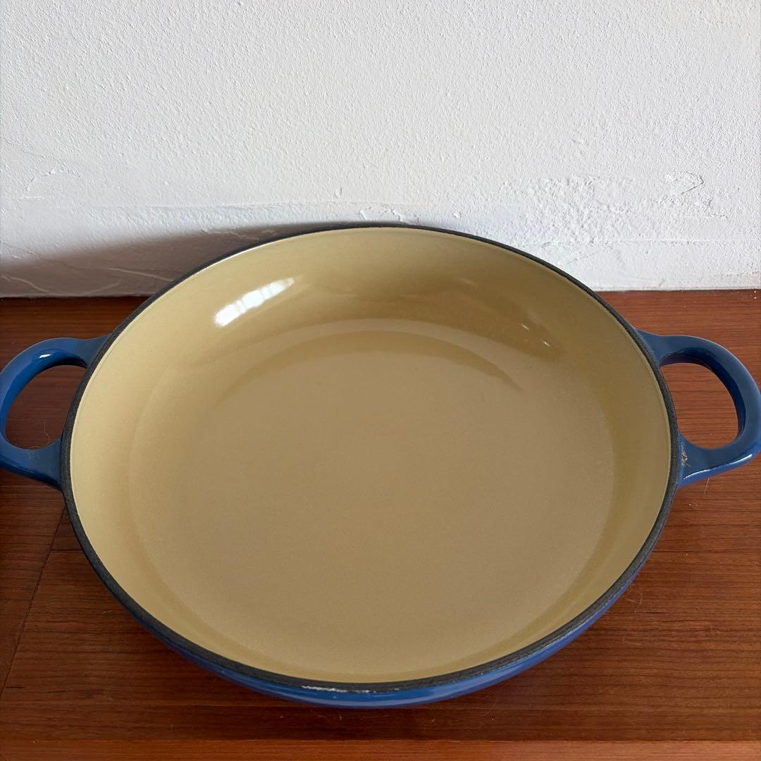 LE CREUSET ビュッフェキャセロール　両手鍋 22cm ブルー