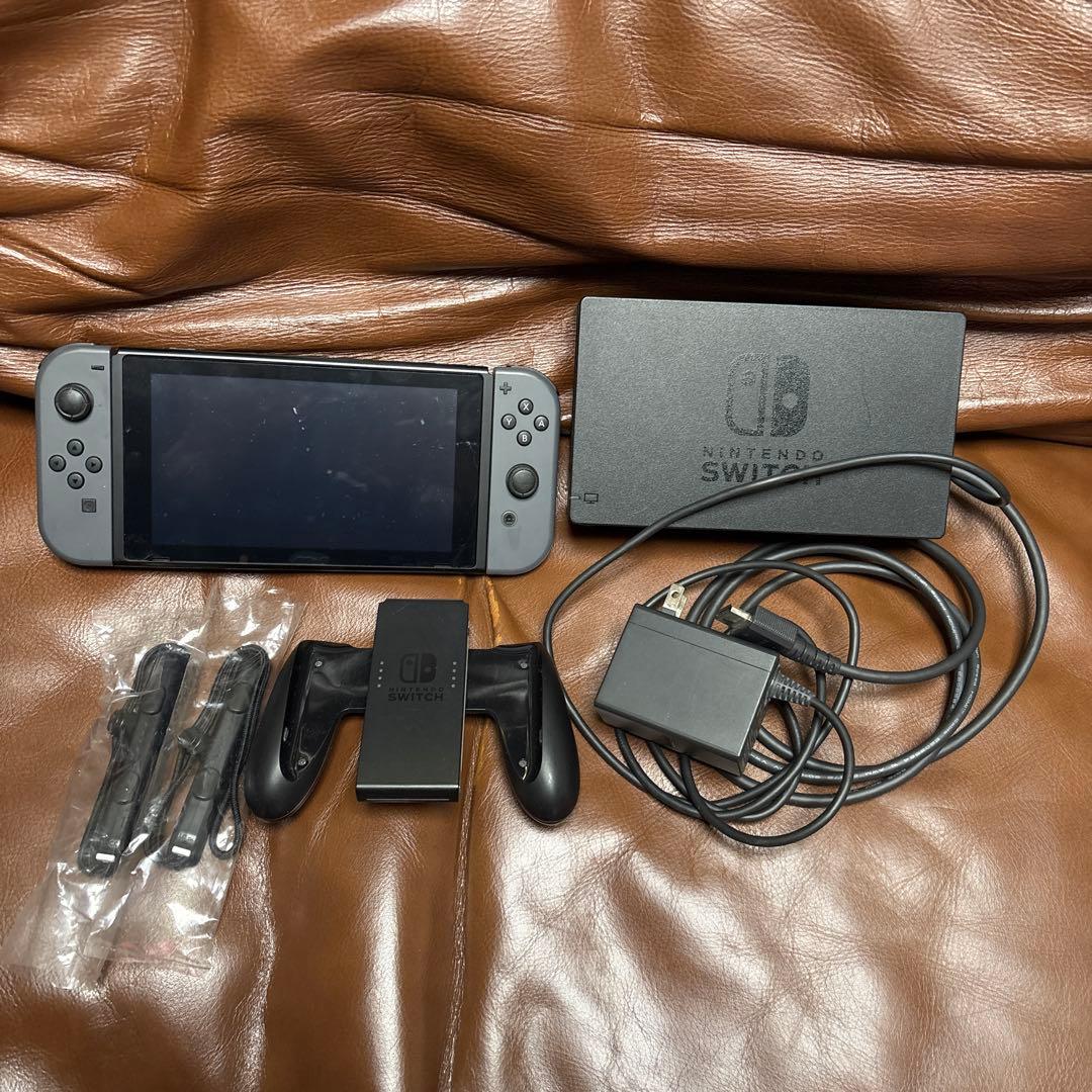 【美品】Nintendo Switch ニンテンドースイッチ 本体 グレー