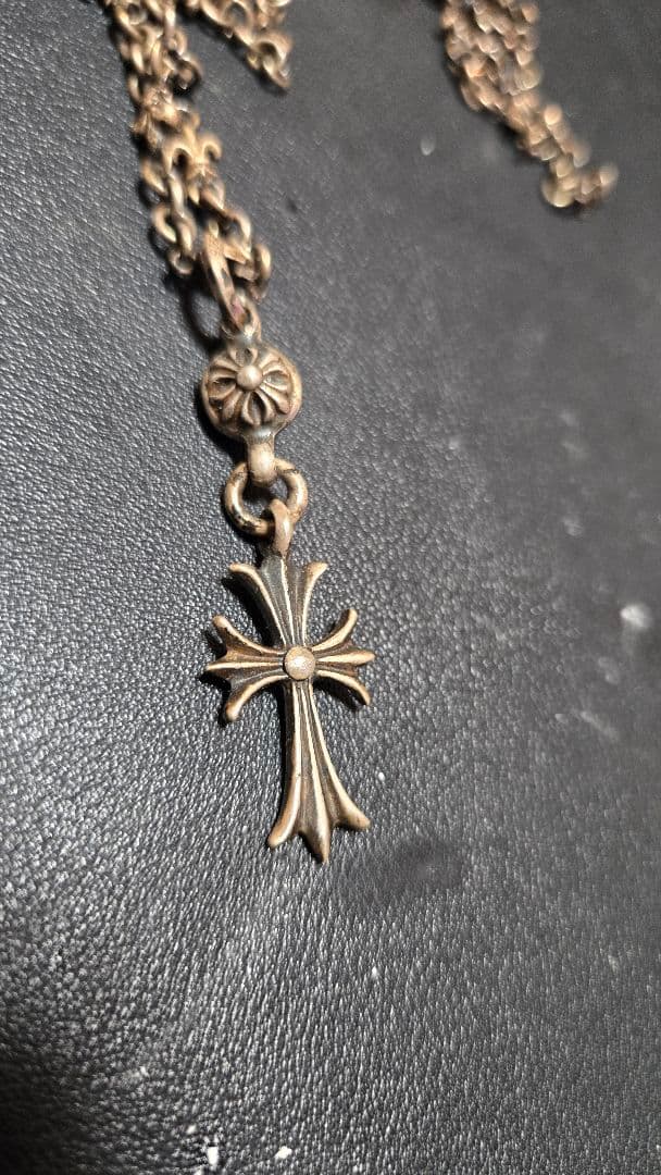 CHROME HEARTS 1ボールタイニーCHクロスチャーム