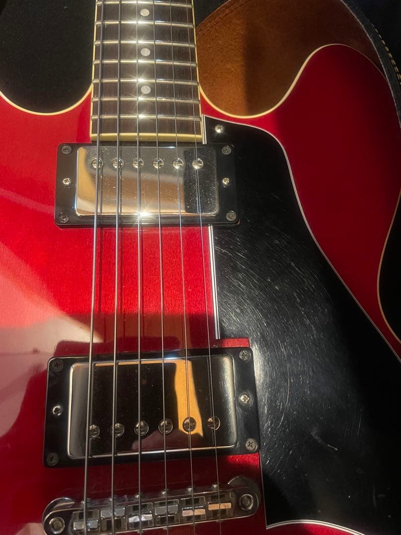 ギター Archtop Tribute AT135STP
