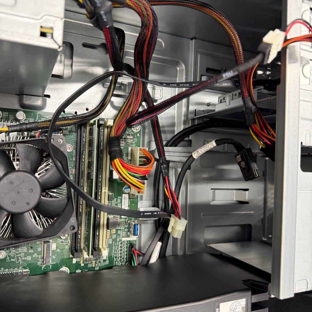 サーバー HP ProLiant ML30 Gen10 Xeon E 2124 16GB