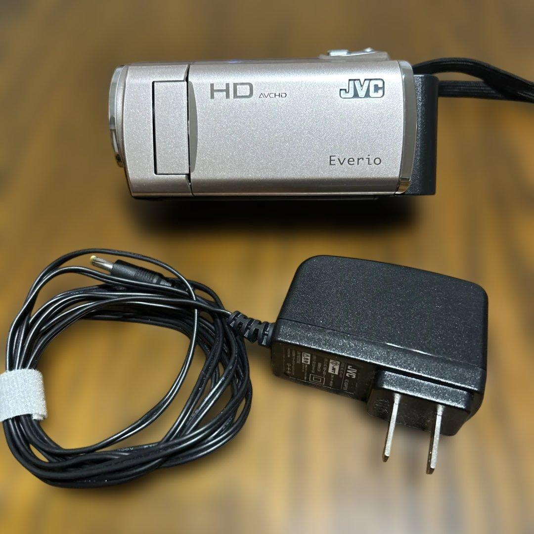 ビデオカメラ JVC Everio GZ- HM670-N