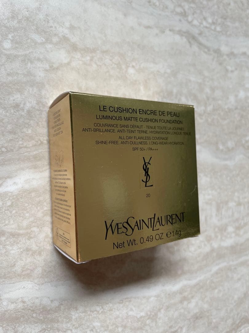 【未開封】Yves Saint Laurent ルクッションN 20フルサイズ