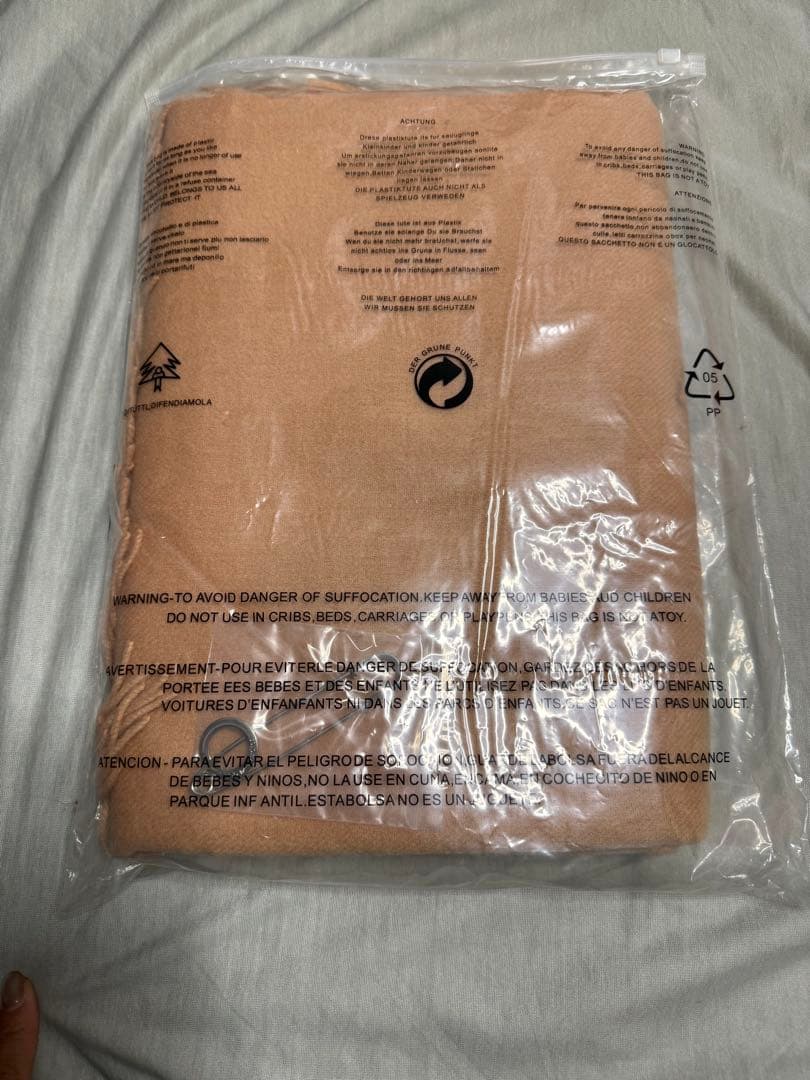 【新品、未使用】旧タグAcne Studios ベージュ マフラー