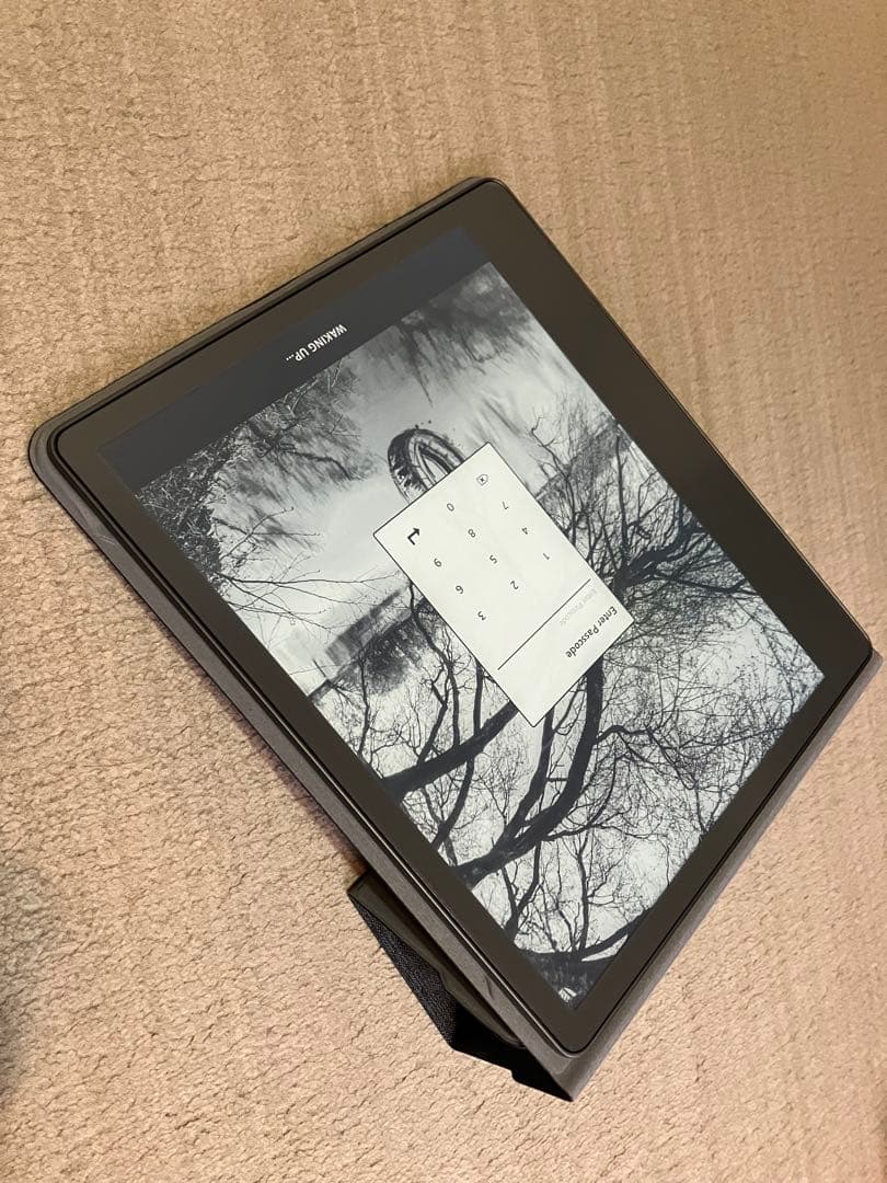 Kindle Scribe 32GB 2022発売 フィルム、純正カバー付き