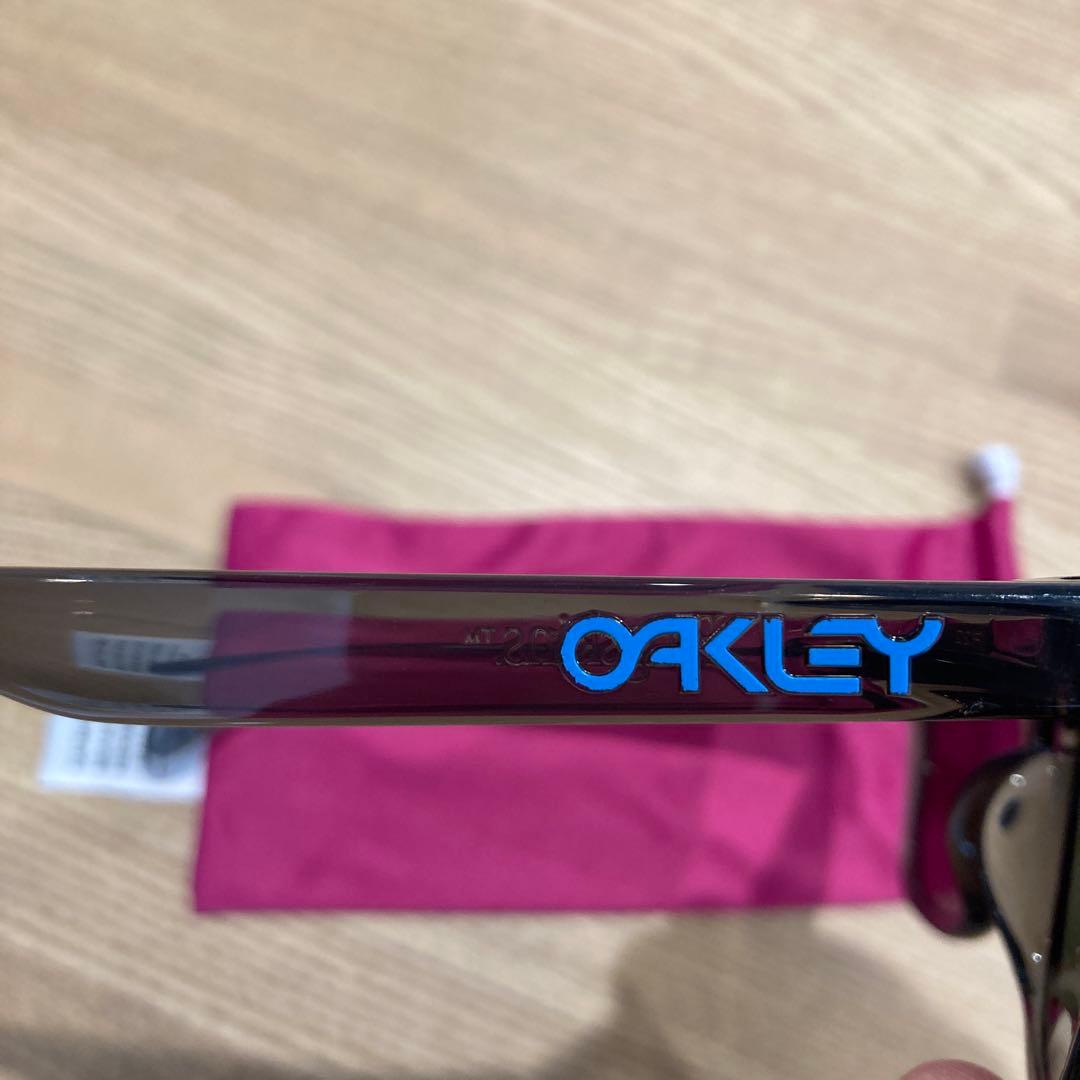 正規品Oakley Frogskins グレイスモーク/プリズムサファイア