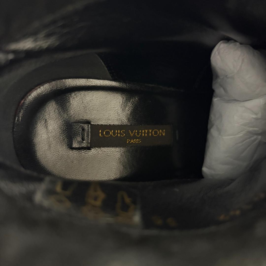LOUIS VUITTON モノグラム スウェード レザー ショートブーツ 黒
