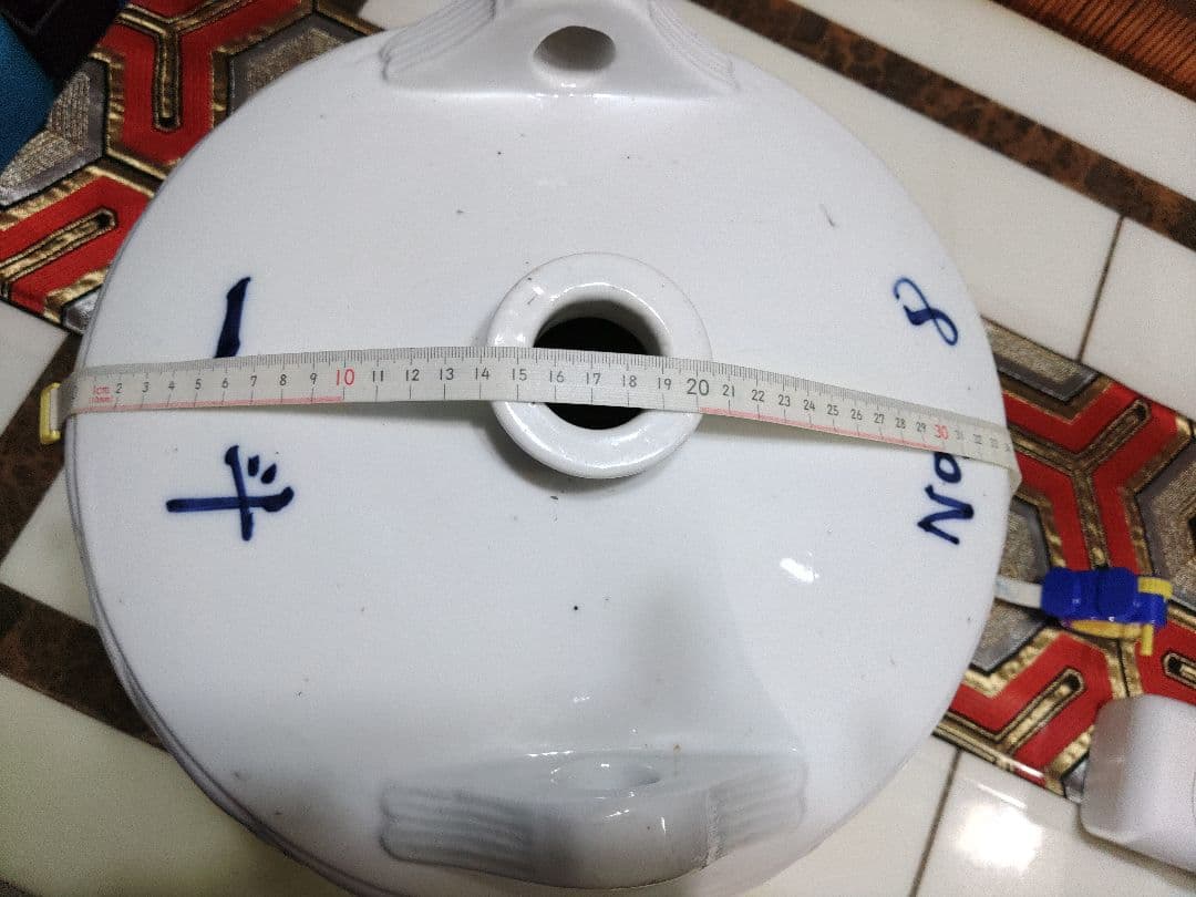 一斗樽　陶磁器製酒樽　窓の雪　昭和レトロポップ　かわいい酒樽　特大サイズオブジェ