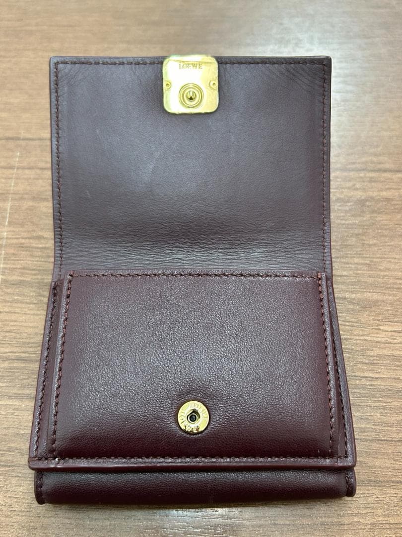 ア*ス様 【Ｃ】★LOEWE ロエベ　 三つ折り財布 バーガンディ★