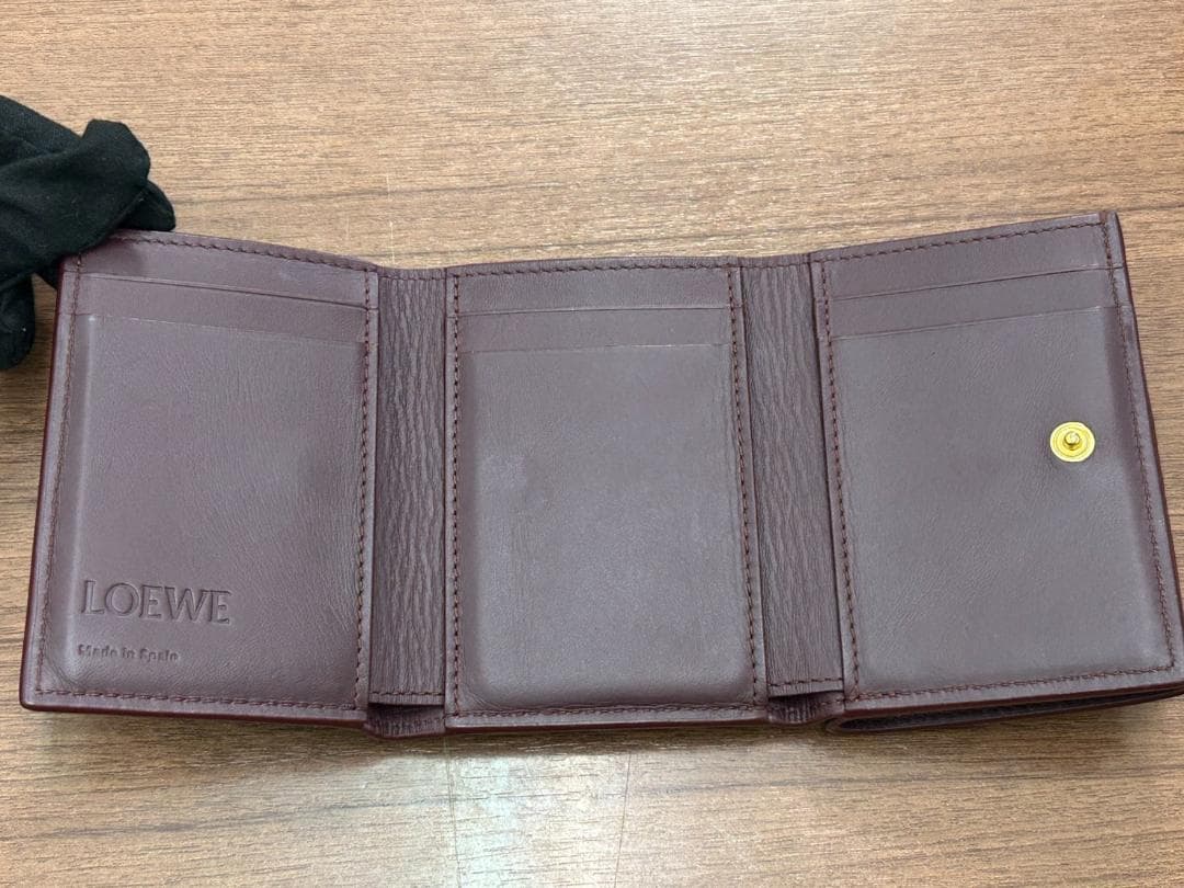 ア*ス様 【Ｃ】★LOEWE ロエベ　 三つ折り財布 バーガンディ★