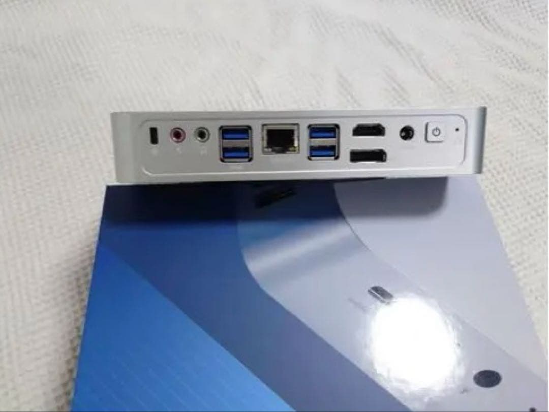 minisforum TH80 マウス・キーボード付き