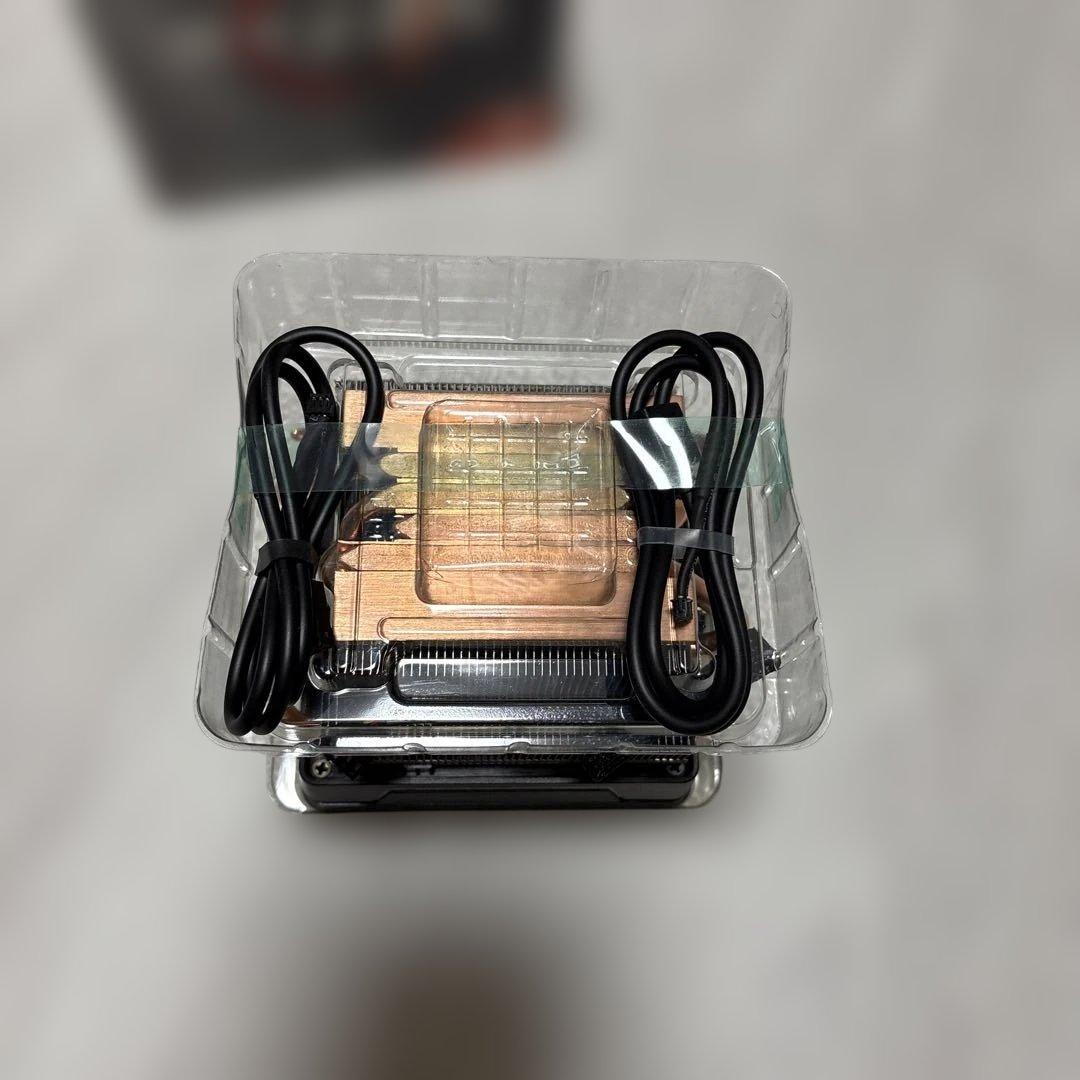 CPU AMD Ryzen 7 3700X CPU