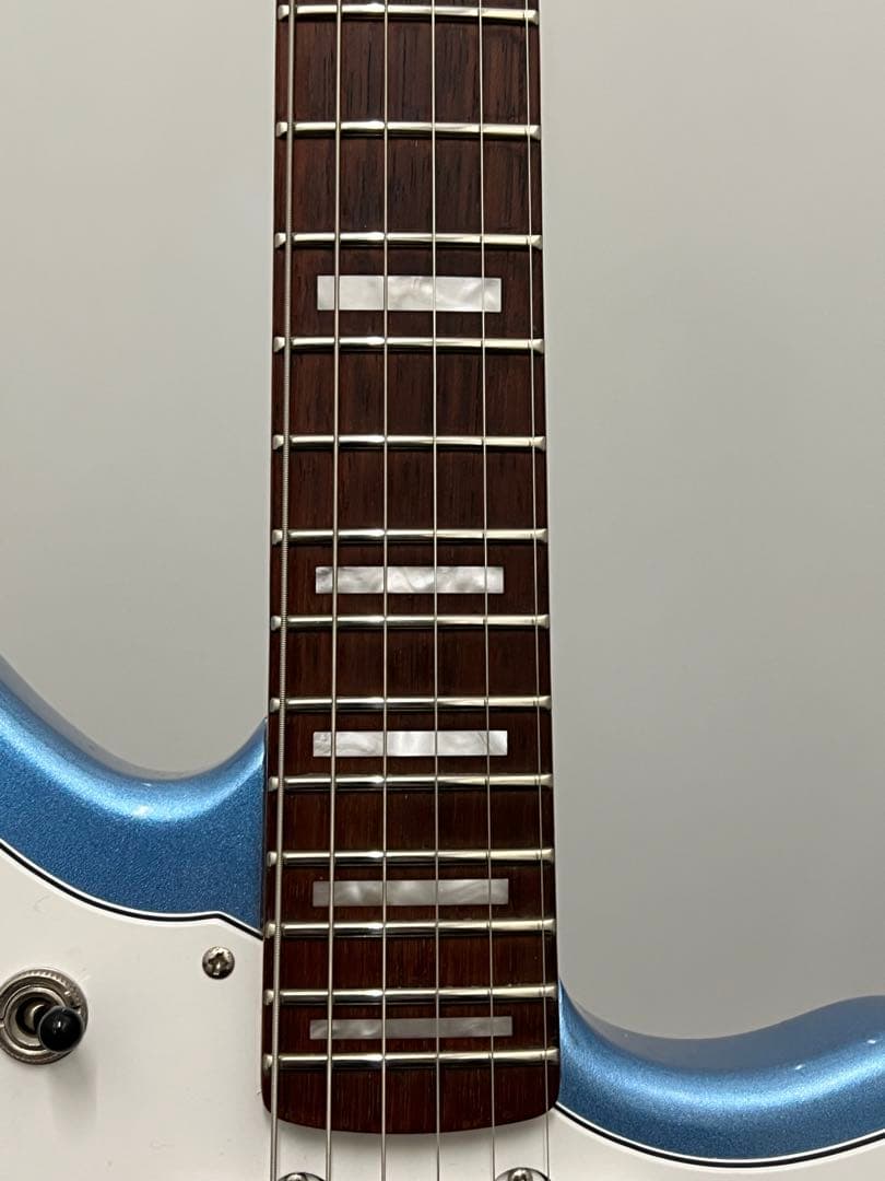 ぷ G&L Tribute Doheny Lake Placid Blue