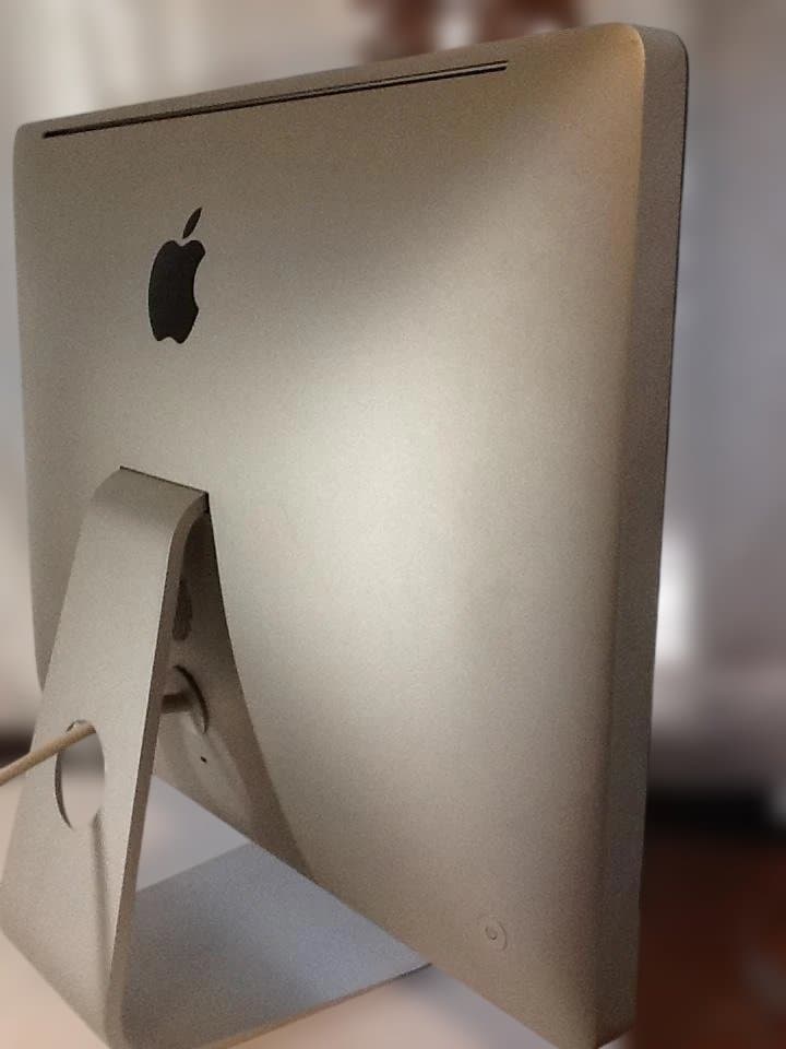 iMac 21.5インチ Mid 2011