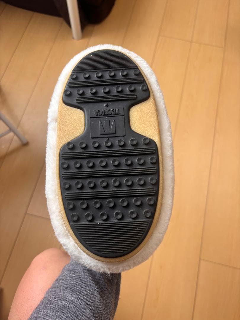 MOON BOOT ホワイトムートンブーツ