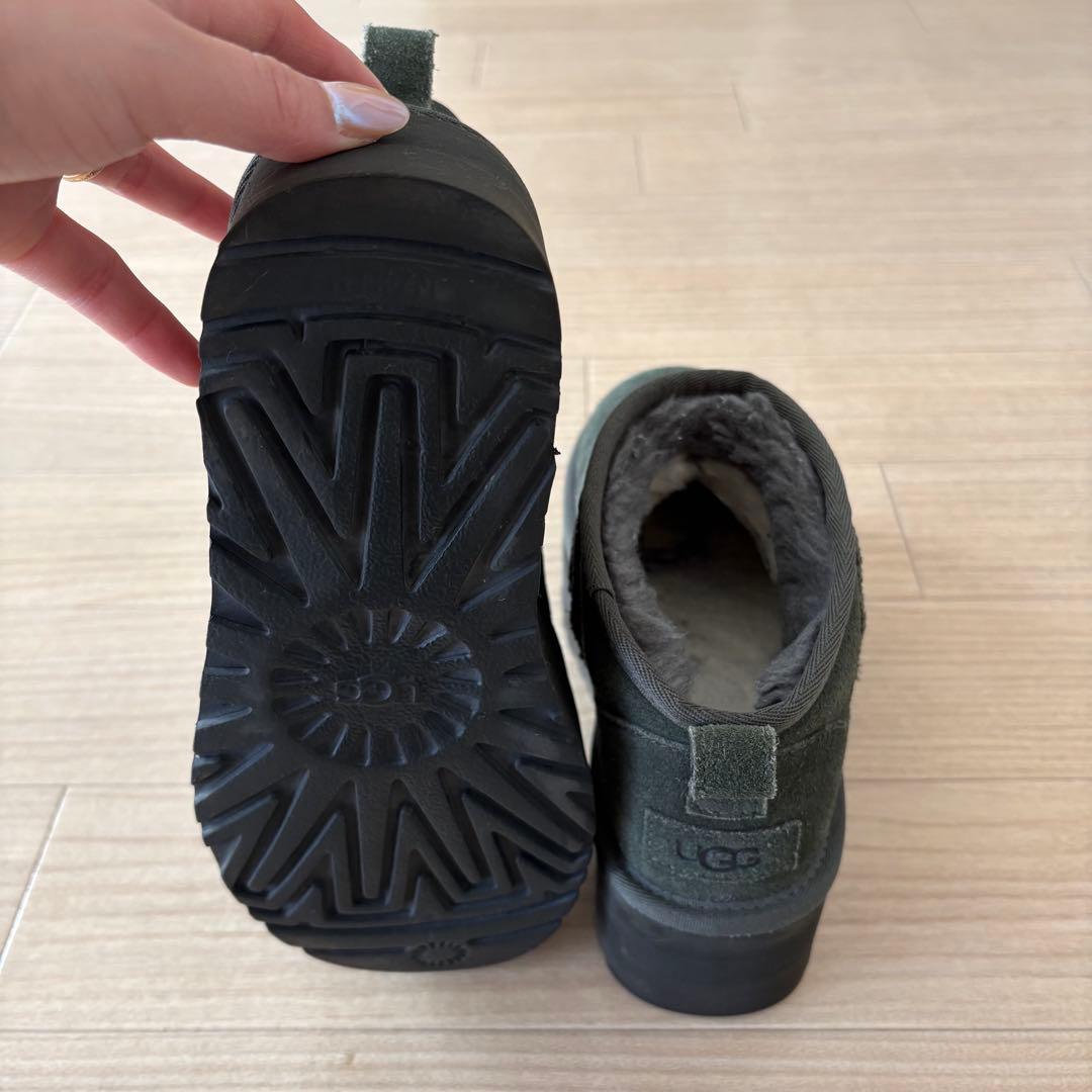 靴 UGG Classic Ultra mini platform 22cm