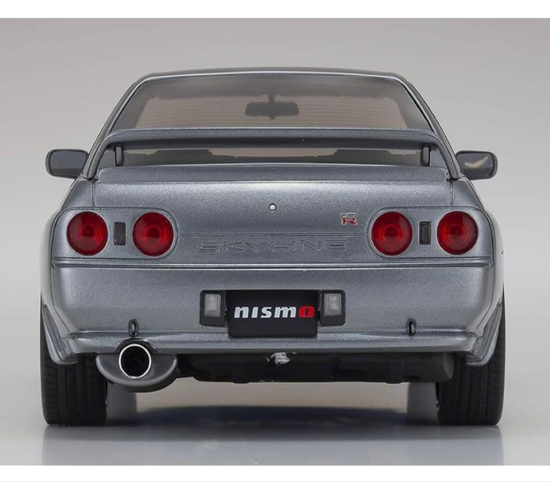 【限定700台】ミニカー 1/18 京商 日産スカイライン R32 ニスモ