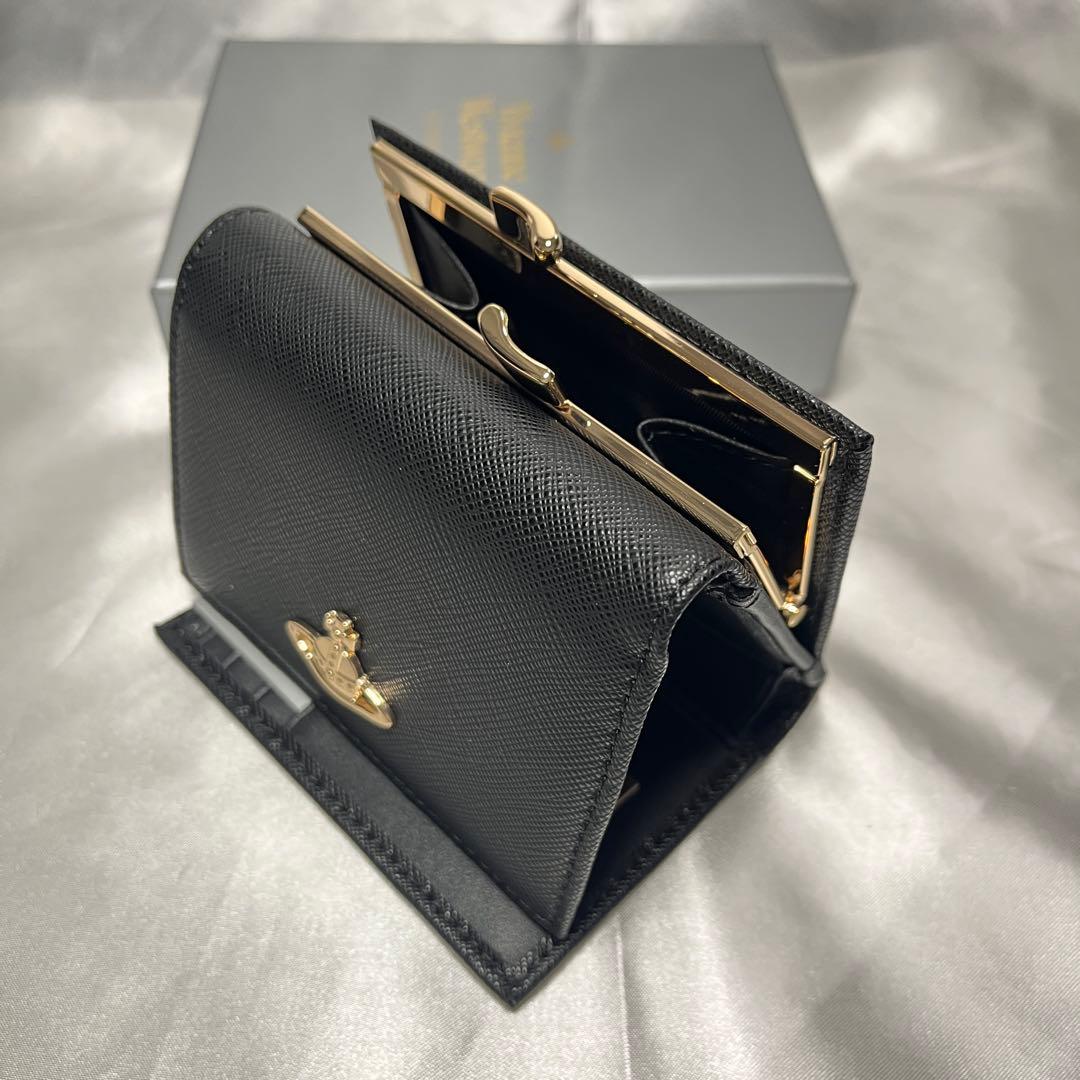 新品VivienneWestwood黒 ブラック 金色オーブ 三つ折り財布