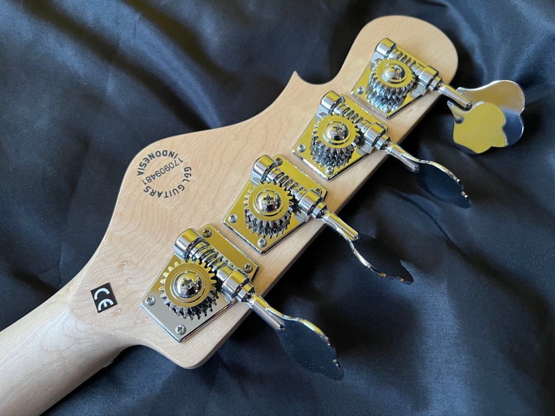 G&L kilotonトリビュートシリーズ　キルトン　新品ケース付 エレキベース