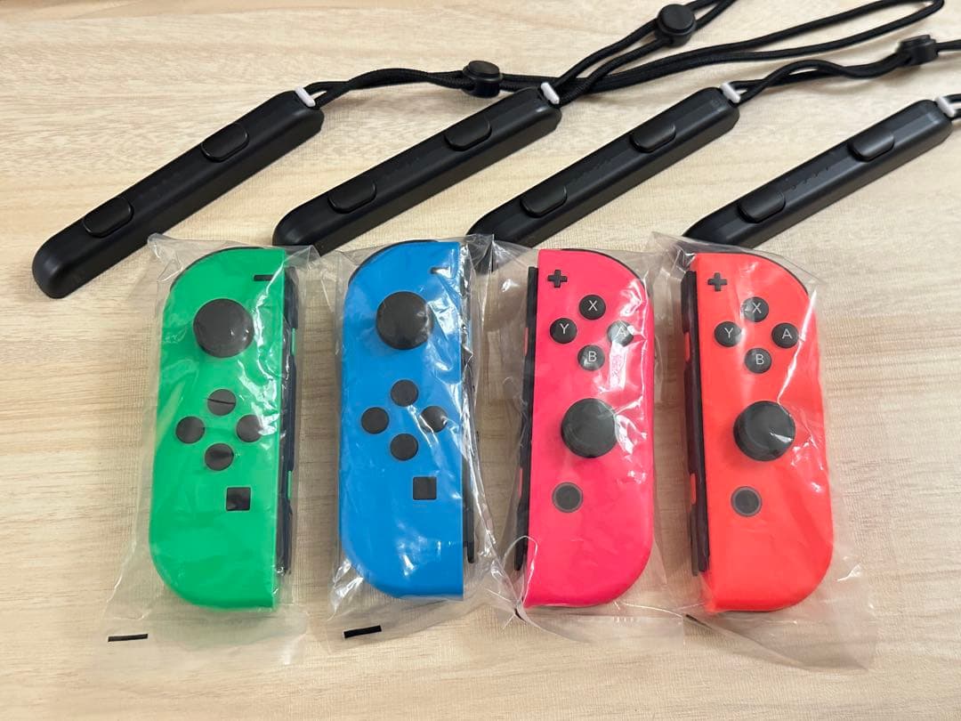 美品Nintendo Switch ジョイコン4個　充電スタンド マリオカート