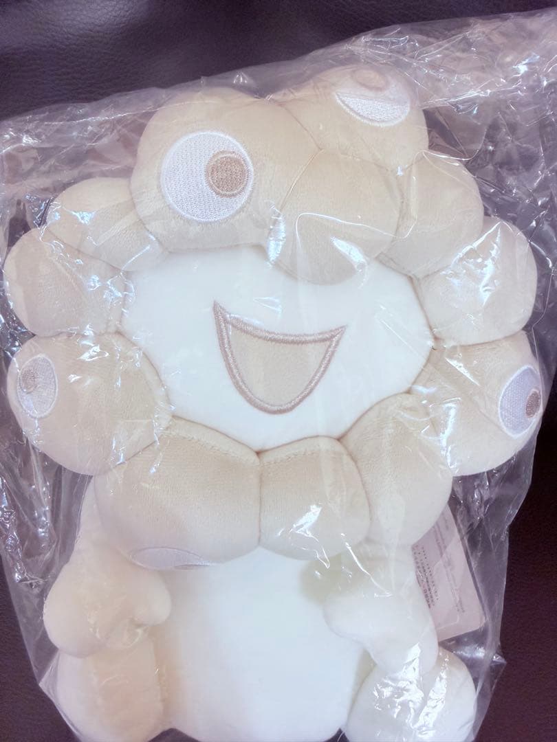 【新品】EXPO2025 ミャクミャク お手玉風ぬいぐるみ 白Ｍ