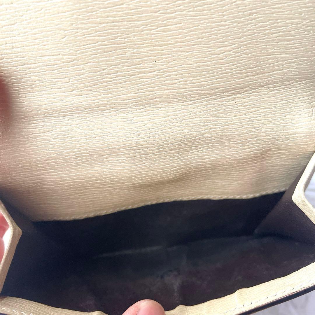 美品⭐︎GUCCI ベージュ Gロゴ ゴールド金具 二つ折り 財布 専用箱付き