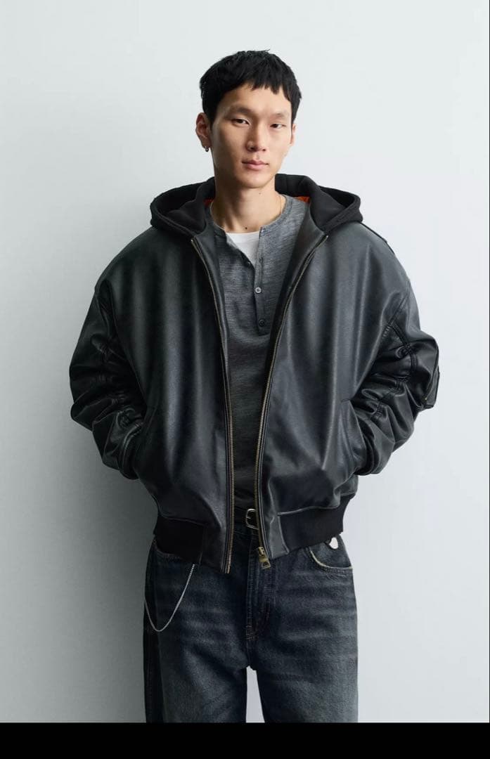 【極美品.速発送】ZARA フェイクレザー MA1 L 送料込
