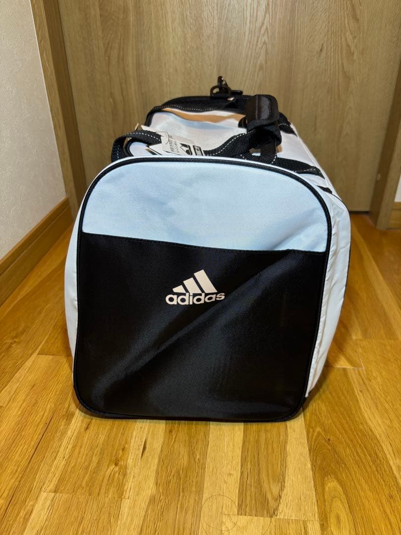 新品、未使用adidasアディダス ゴルフ ボストンバック　修学旅行等、
