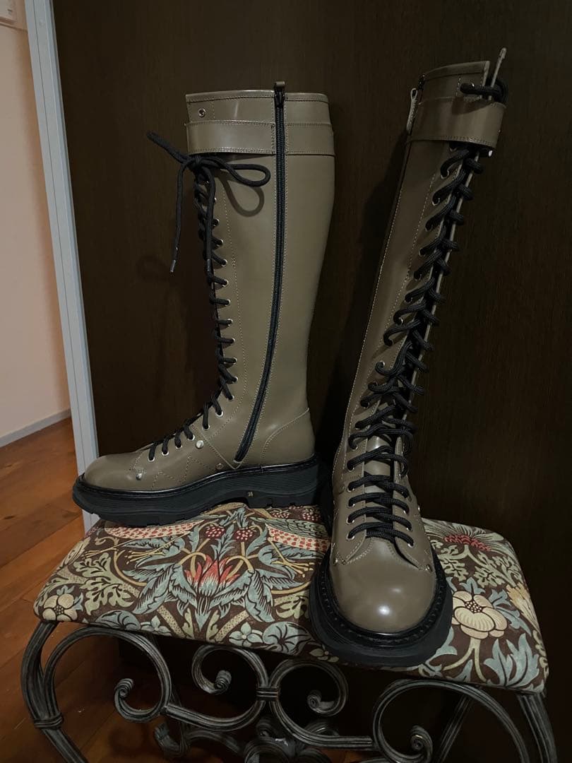 alexander mcqueen tread slick ロング　ブーツ