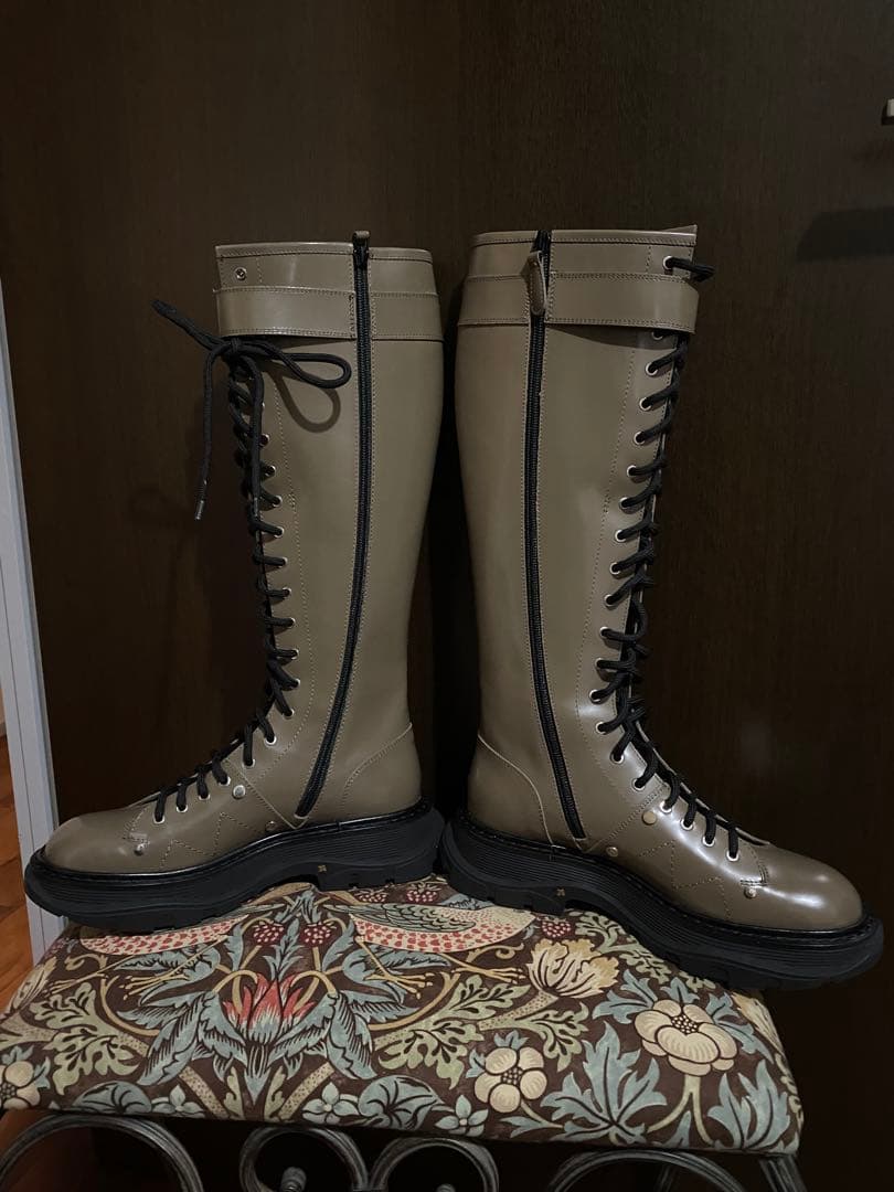 alexander mcqueen tread slick ロング　ブーツ