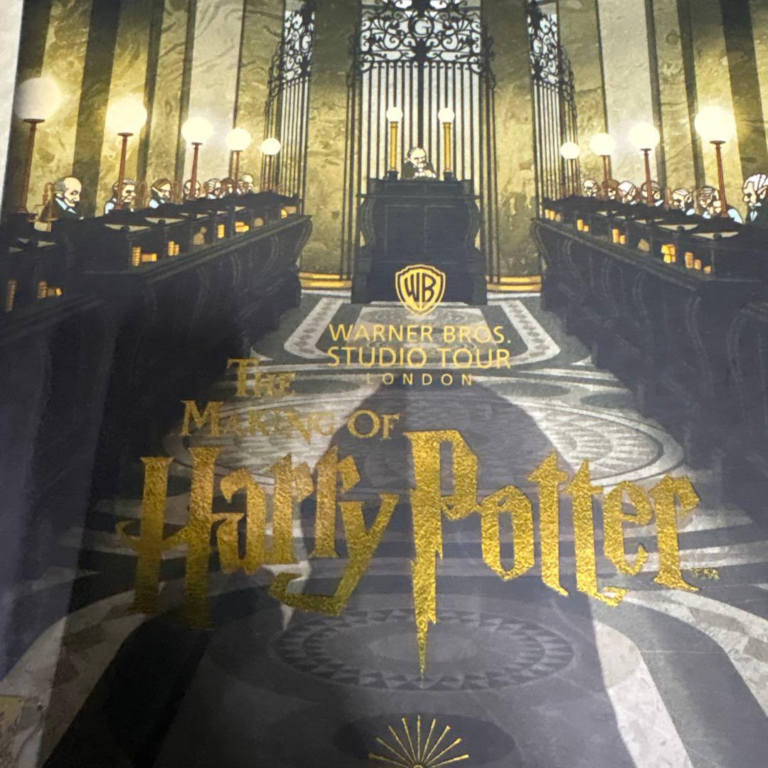 洋書 The Making of Harry Potter OfficialGuide