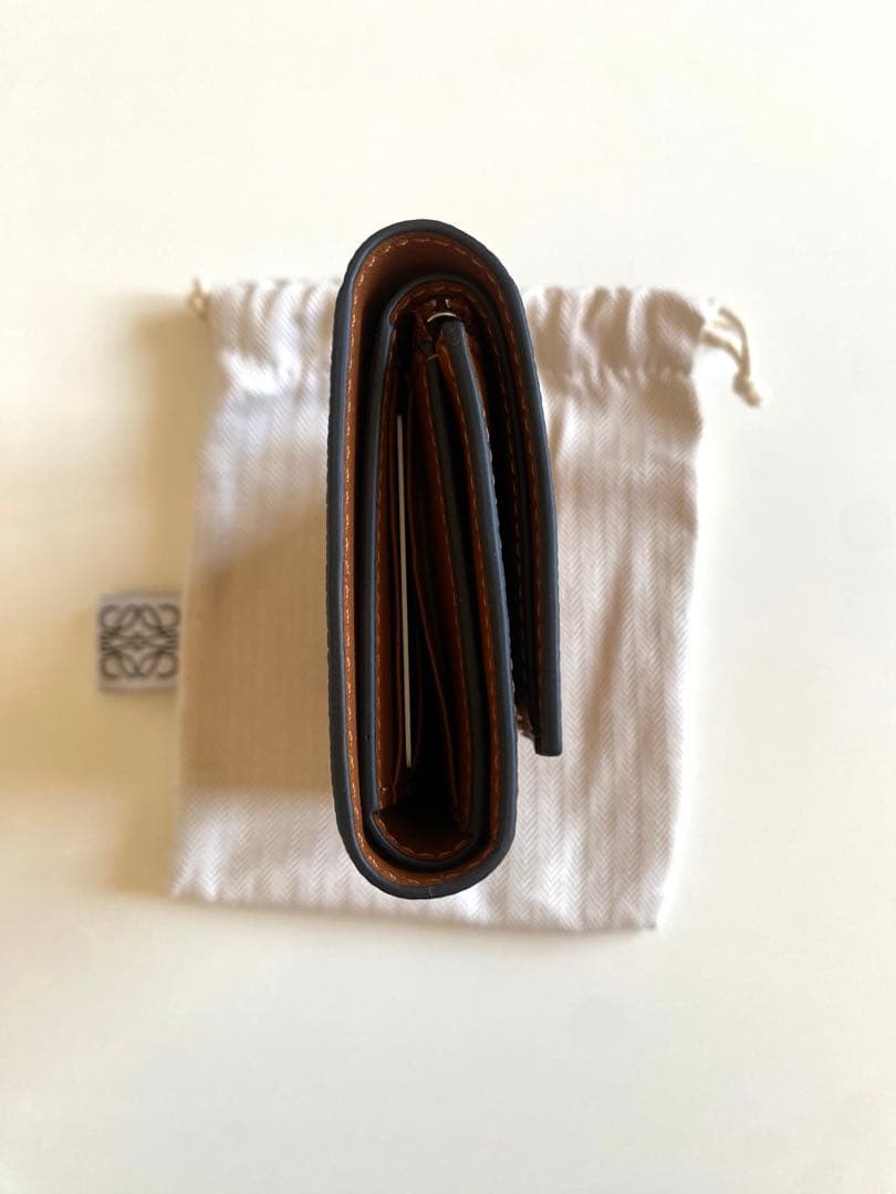 LOEWE ロエベ 三つ折り財布 新品