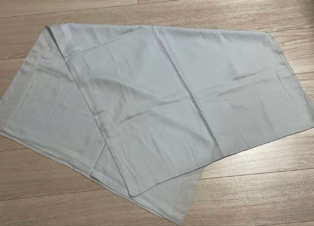 エルメスHERMES Hロゴ シルクショール マフラー 新品同様